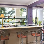 Le Mirage Otel Le Lavandou