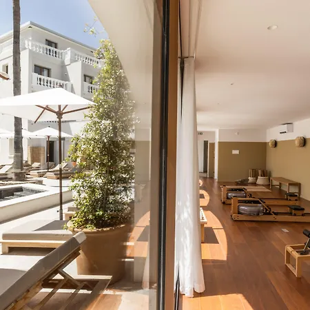 Le Mirage Hotel