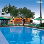 Le Mirage 4*