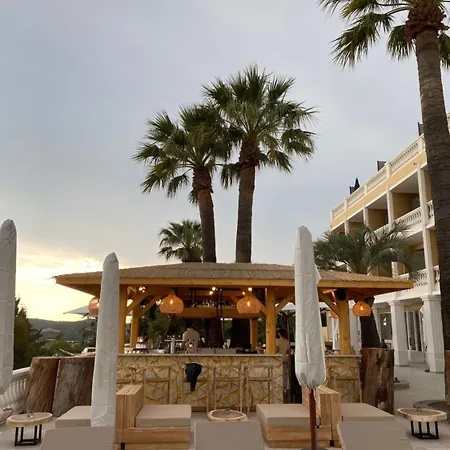 Hotell Le Mirage 4*