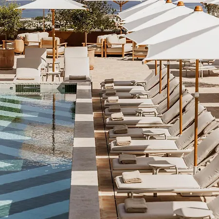 Le Mirage 4*