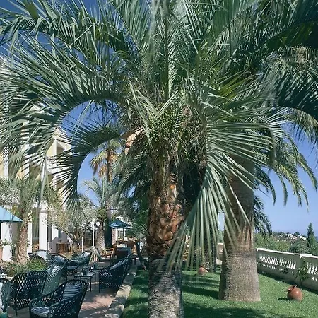Le Mirage Hotell 4*