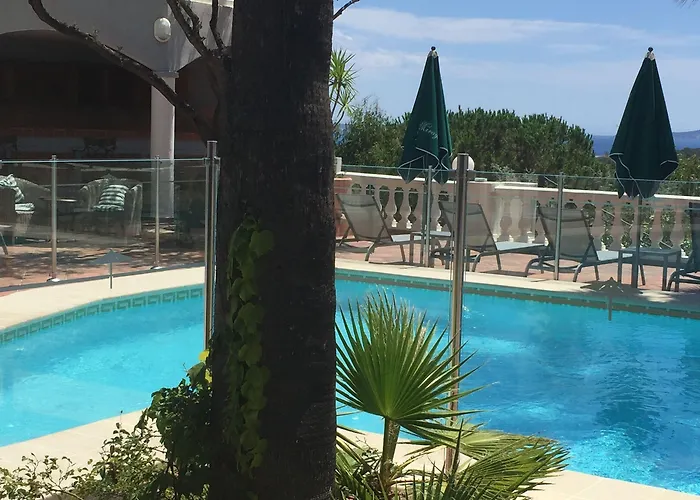 Le Mirage 4* لو لا فاندو
